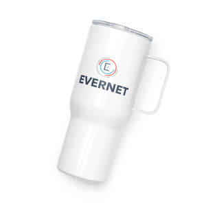 Travel mug with a handle
